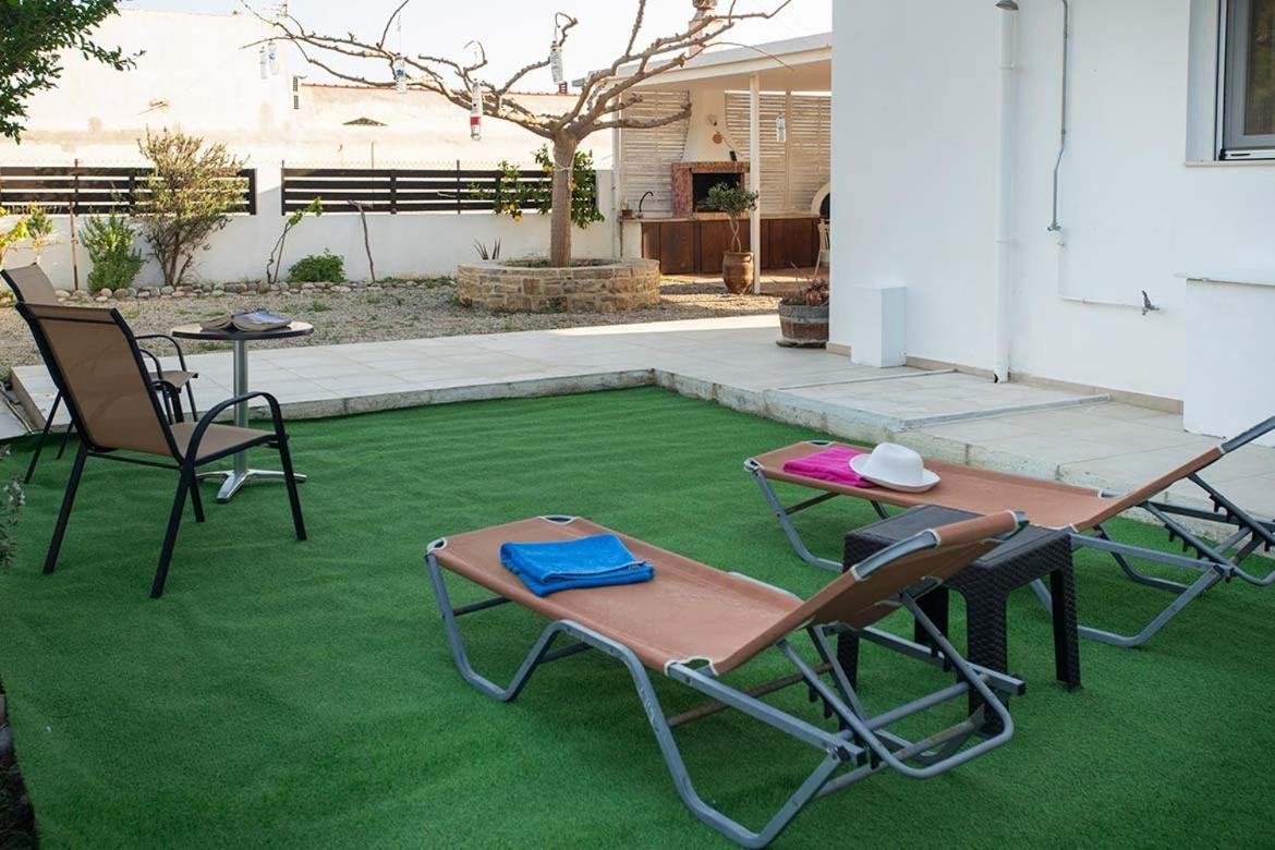 Afrathias Beachhouse - Cretan Hideaway 칼라마키 외부 사진